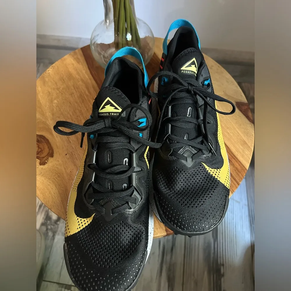 BRAND NEW!! Nike Pegasus Trail Running Shoes - Image 4