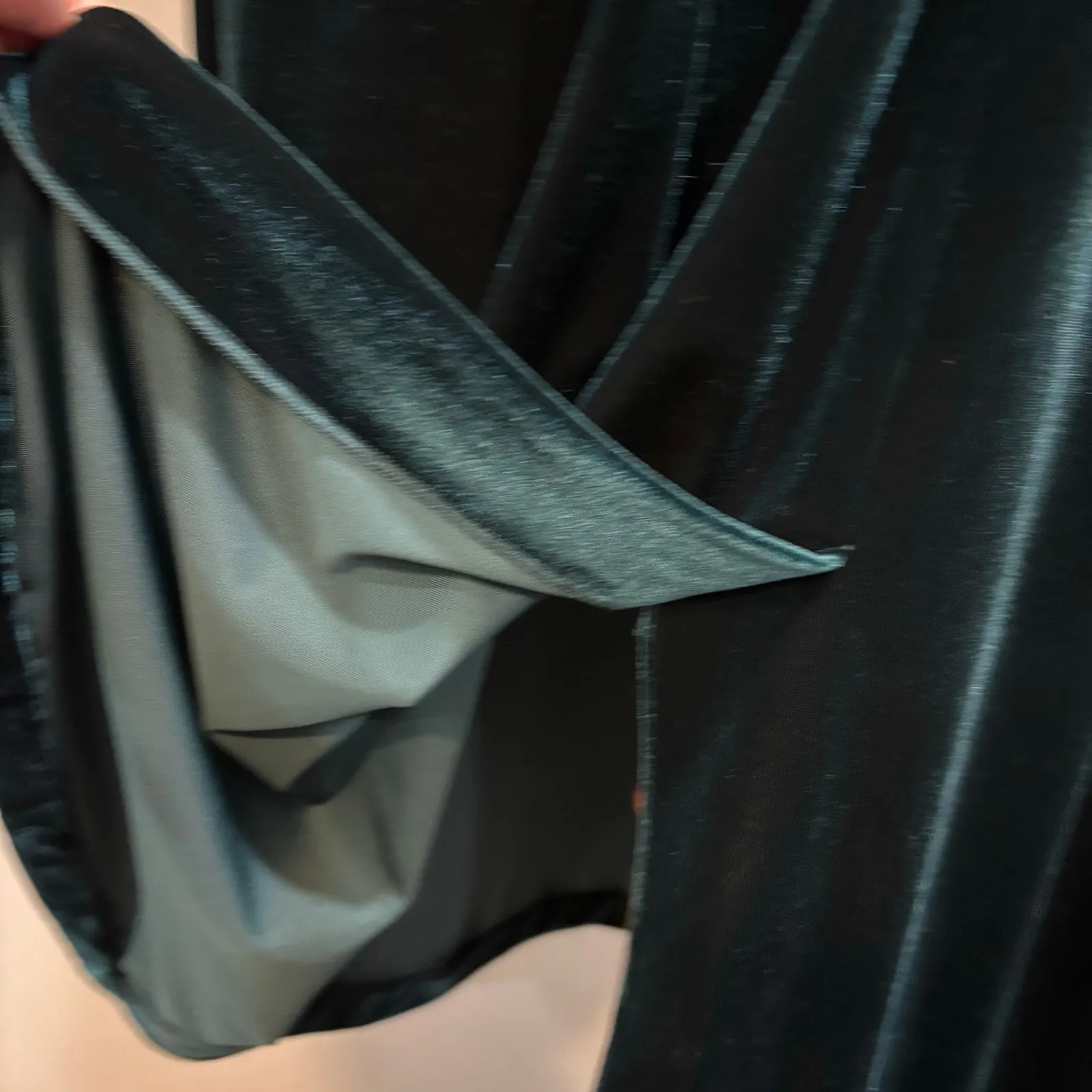 Vintage, retro dark teal emerald Velvet party Dress NYE New Years, size medium - Image 10