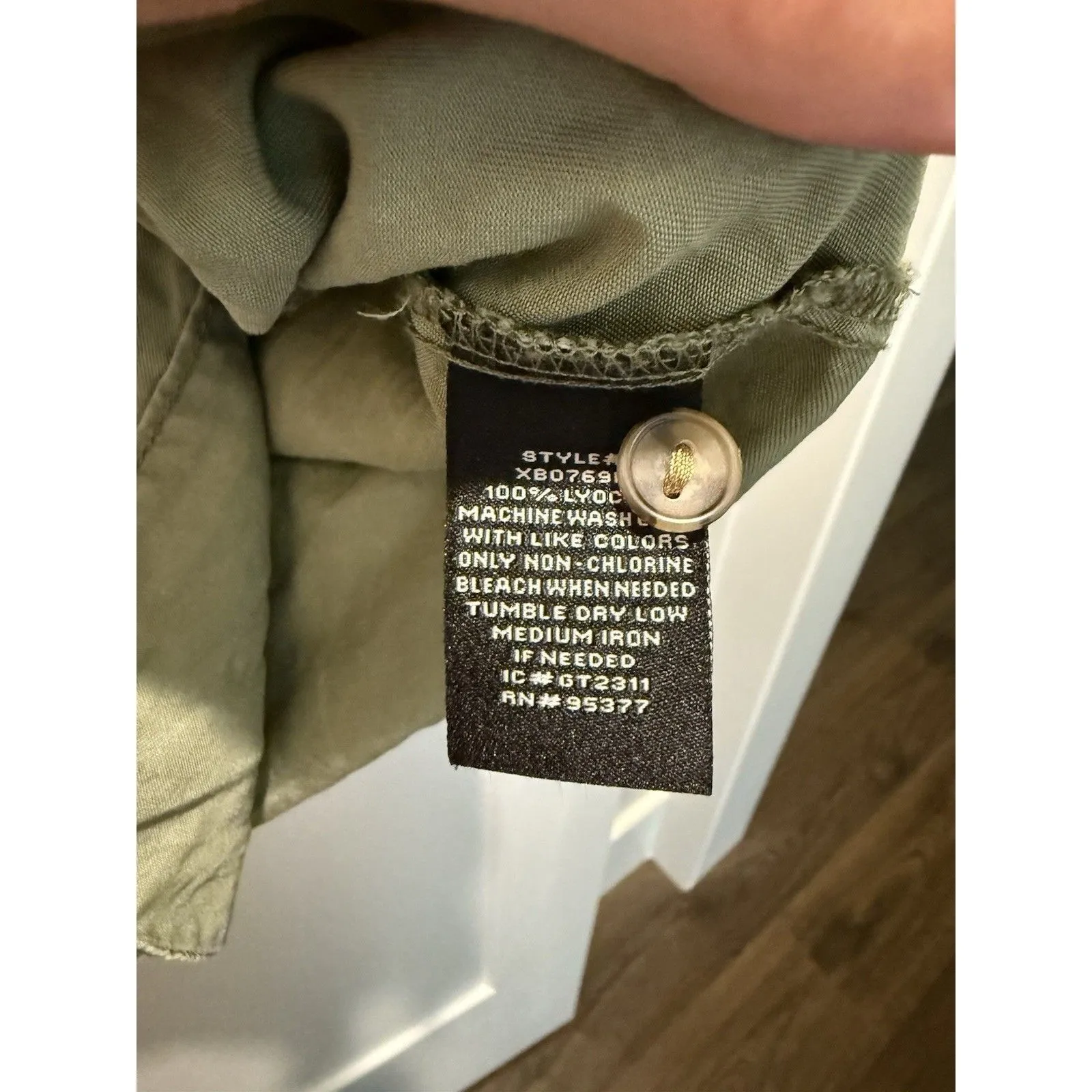 Sanctuary Womens Shirt Medium Green Button Up Military Long Sleeve Top - Image 4