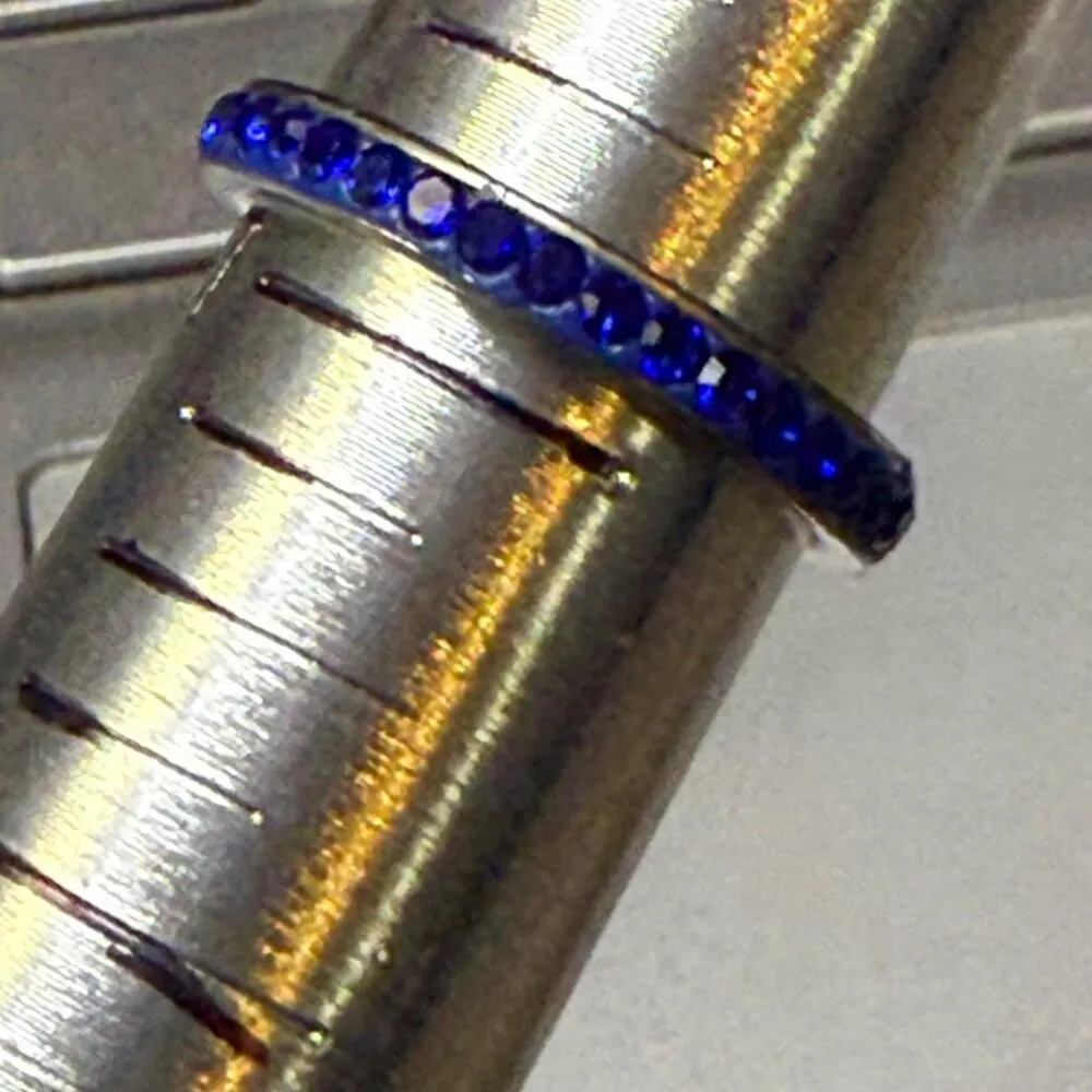 Fashion Ring Blue Rhinestone Infinity Band Size 6.75 Stainless Steel 17mm - Image 4