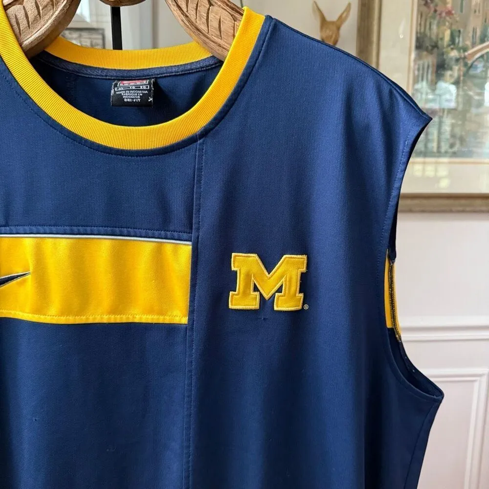 Nike Elite University of Michigan Wolverines Sleeveless Basketball Shirt Jersey - Image 4