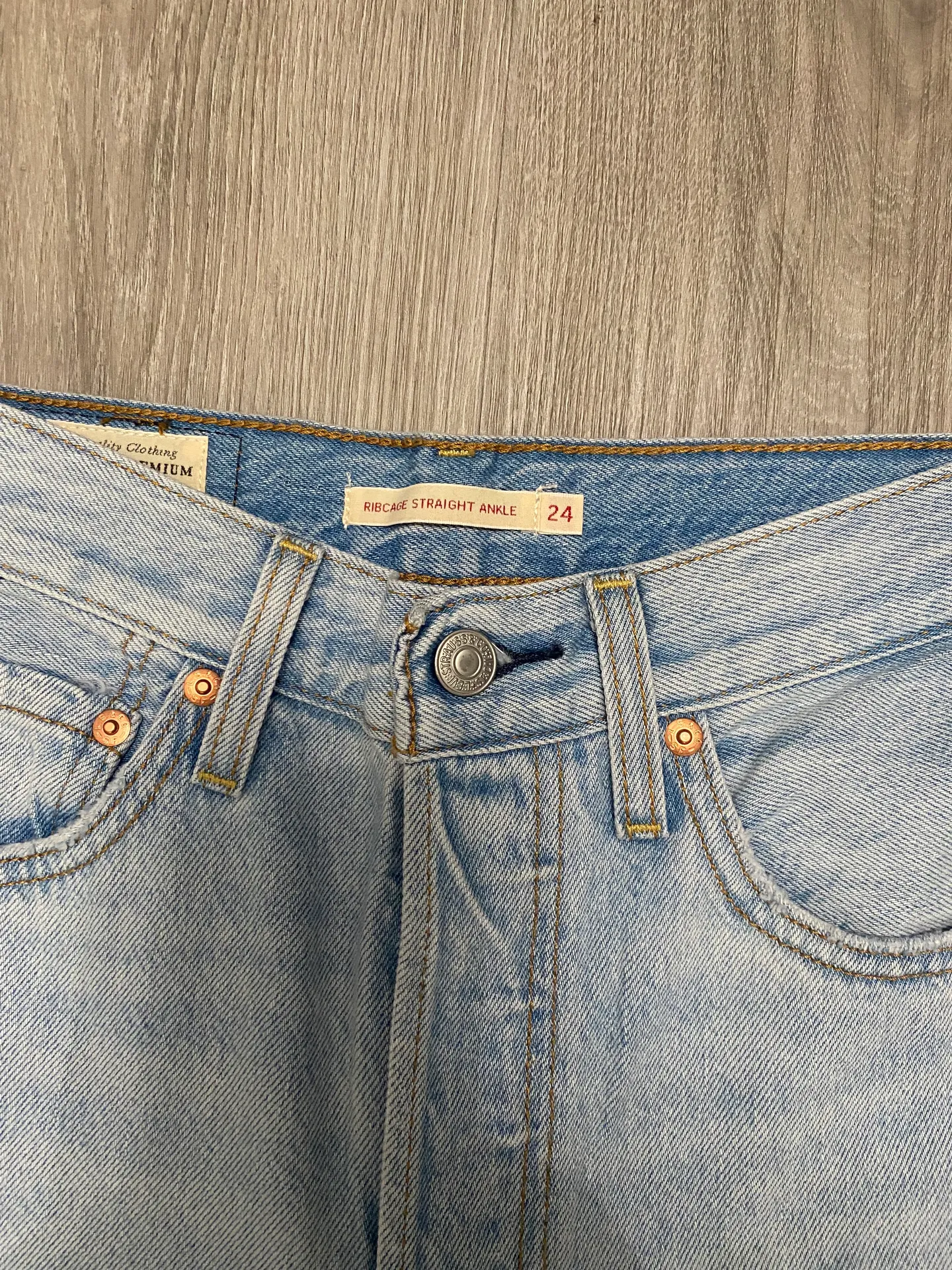 Levi’s Ribcage - Image 3