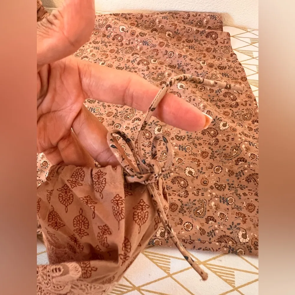 Lucky Brand NWOT 100% Cotton Boho Floral Top Size XS/TP - Image 7