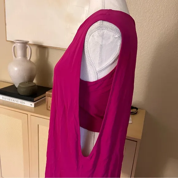 HELMUT LANG NWOT Faint Jersey Sleeveless Top in Fuchsia Size Medium‎ Open Back - Image 4