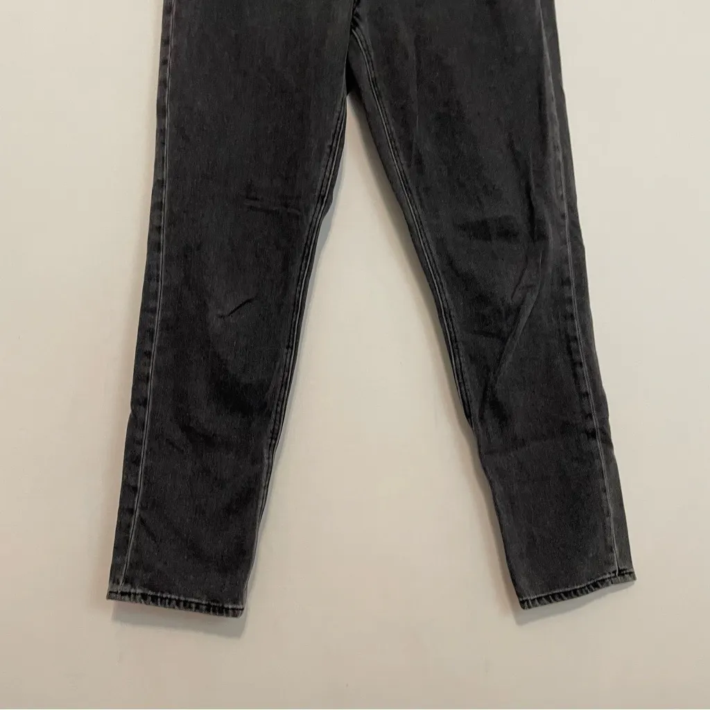 AMERICAN EAGLE AE Mom Jean Black Wash High Waisted High Rise Cropped Crop Ankle - Image 5