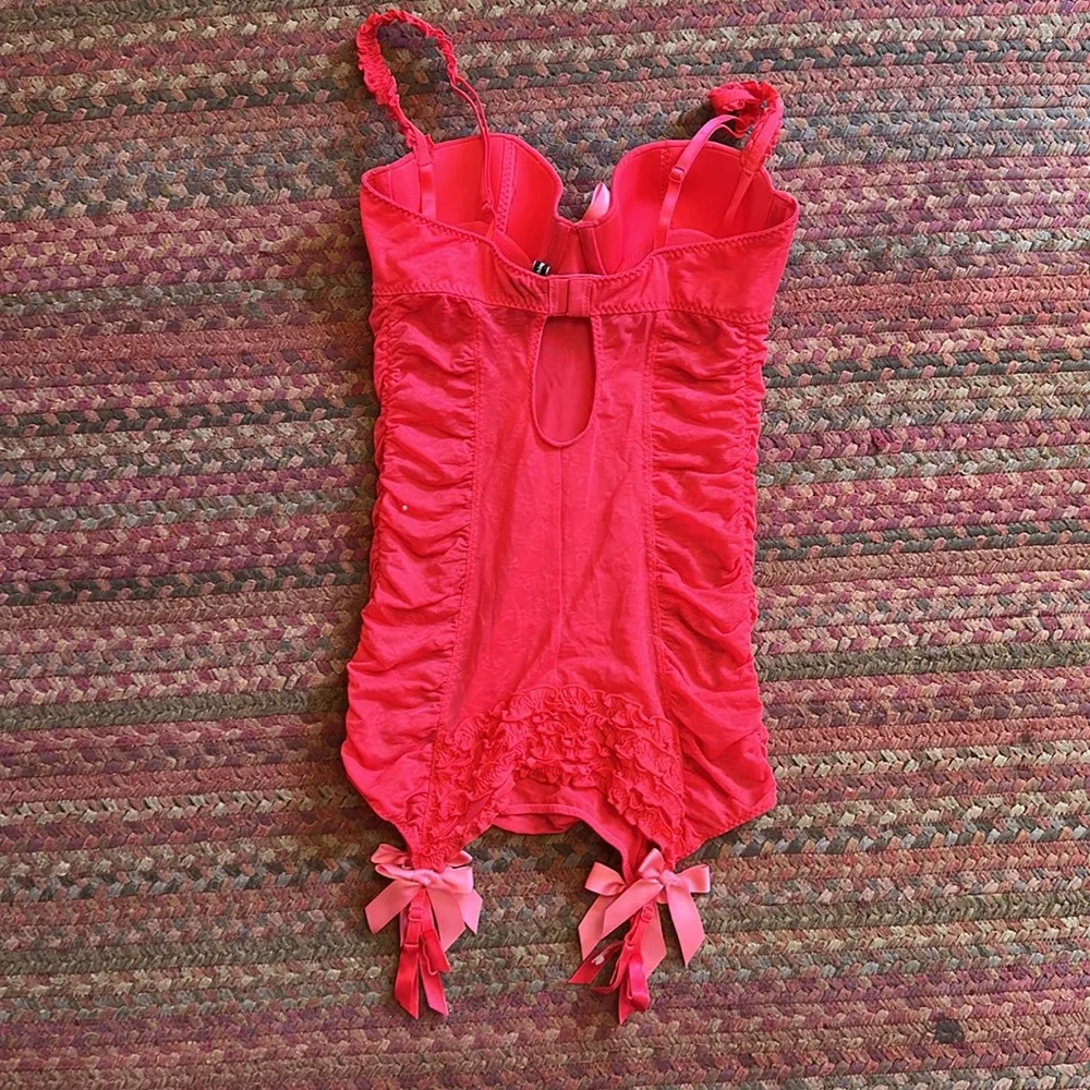 VTG Y2K SEXY LITTLE THINGS VICTORIAS SECRET RUCHED LINGERIE GARTER SLIP DRESS Red Size undefined - Image 5