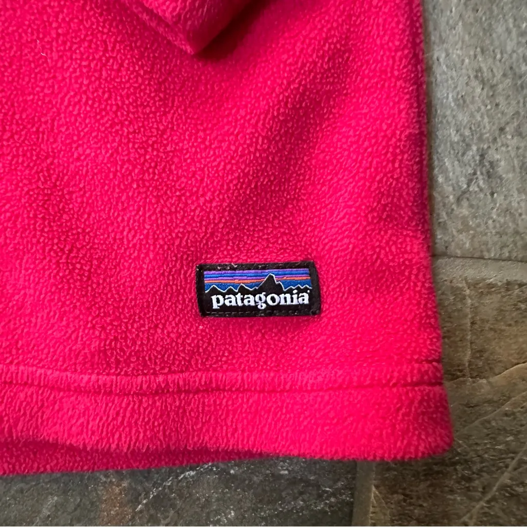 Patagonia Pink Fleece Quarter Zip Pullover Women’s Size Medium - Image 3