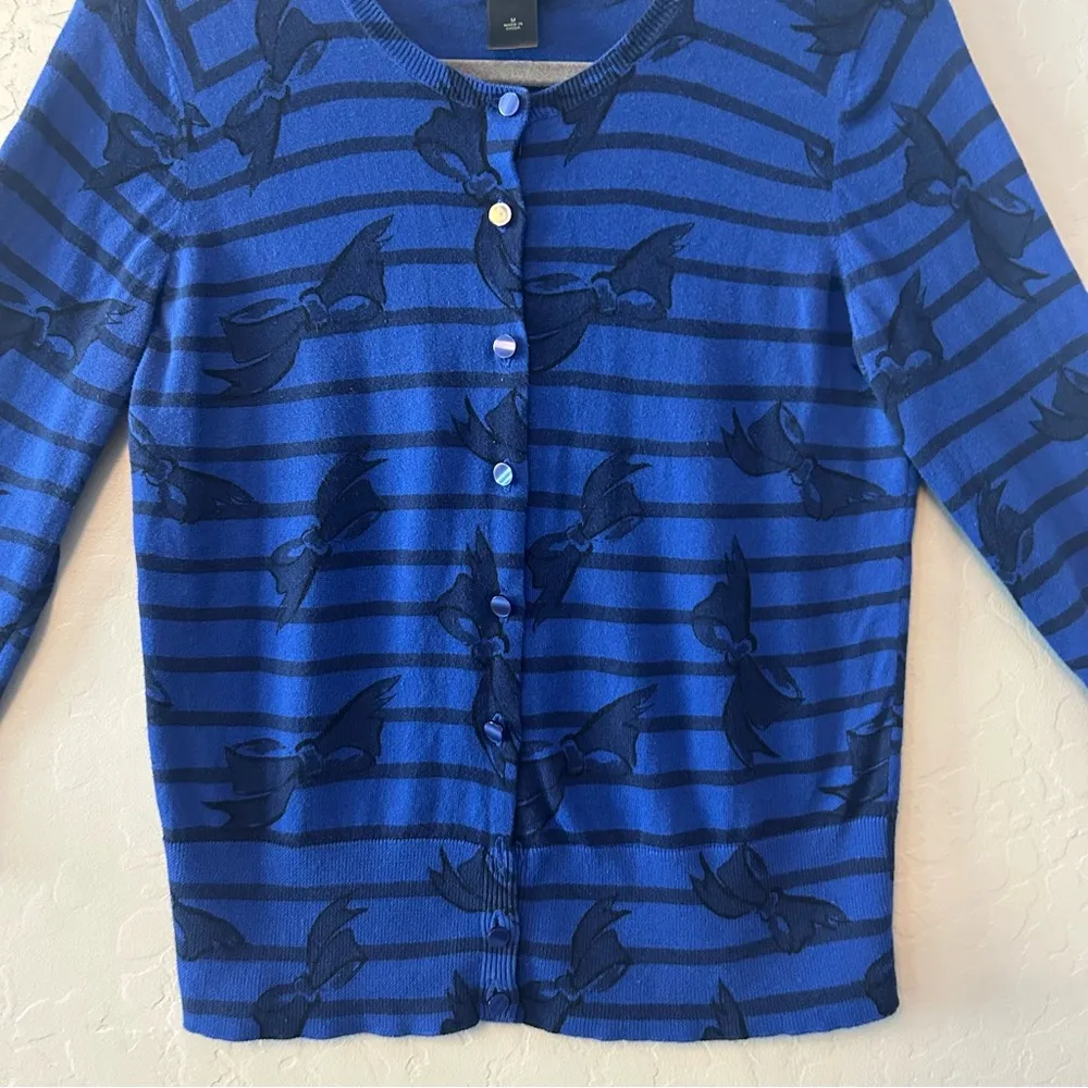 Ann Taylor blue and black striped bow print cardigan sweater size medium - Image 2
