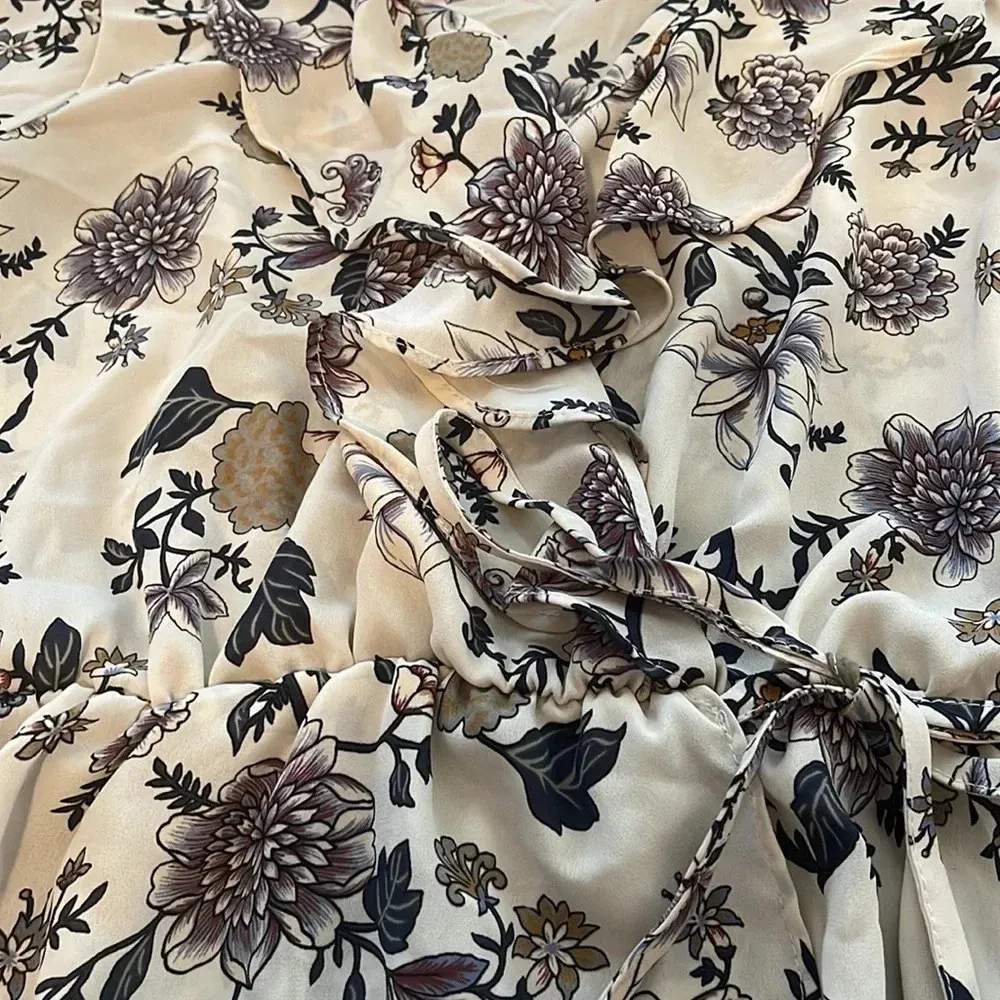 Sienna Sky rouched blouse Small - Image 2