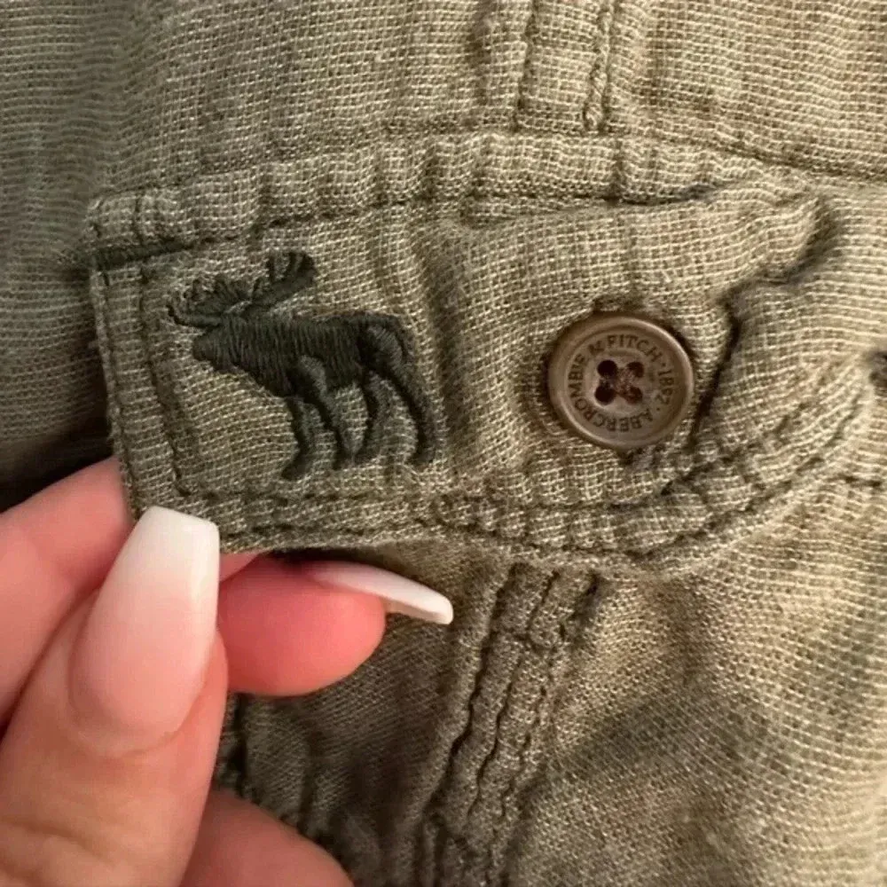 Vintage Abercrombie & Fitch Y2K Army Green Button Down Blouse Moose Logo Size S - Image 2