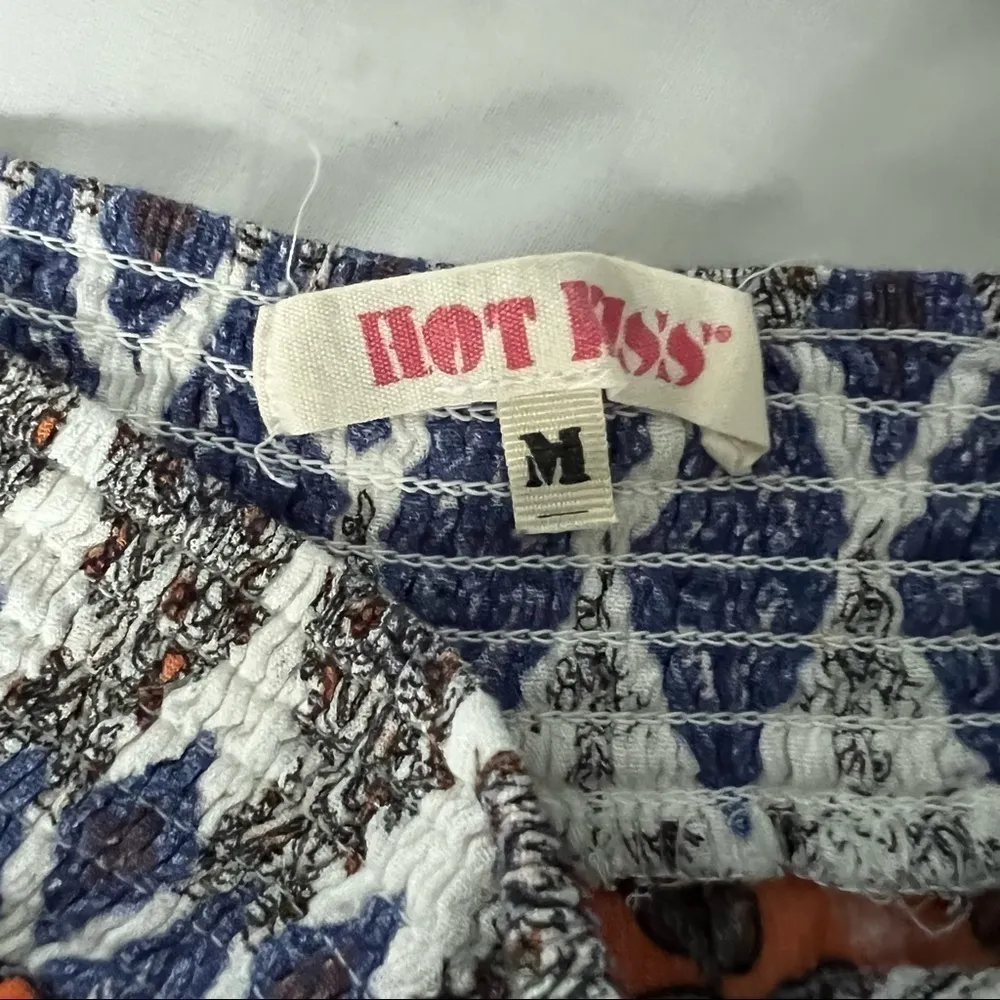 Hot kiss boho style pom Pom shorts medium - Image 4