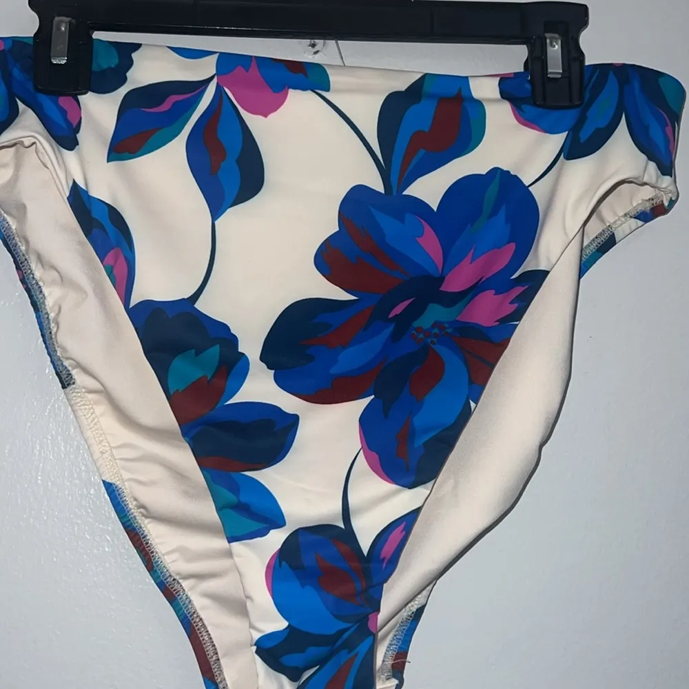 New XL Sanctuary swing bottoms cool design retro - Image 2