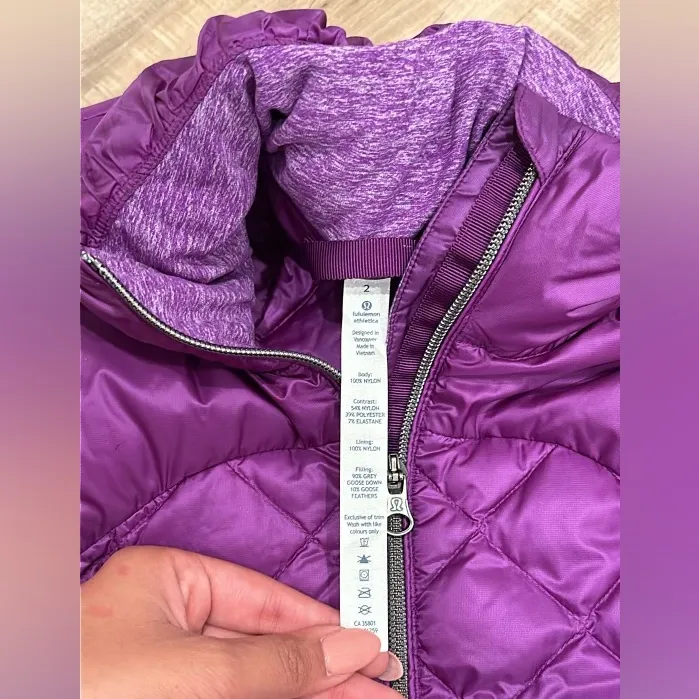 Lululemon  Down For A Run Vest - Image 7