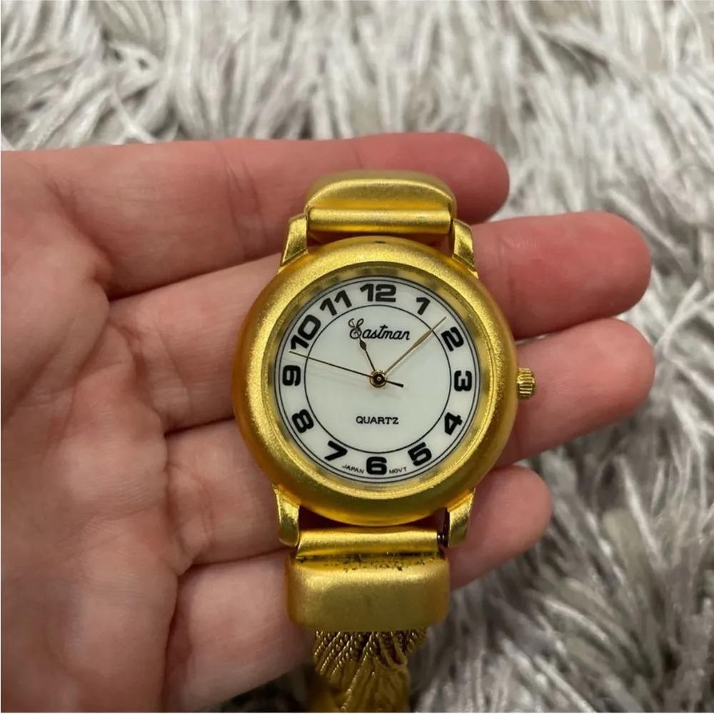 Eastman Quartz Gold Chain Wristband Watch - Image 5