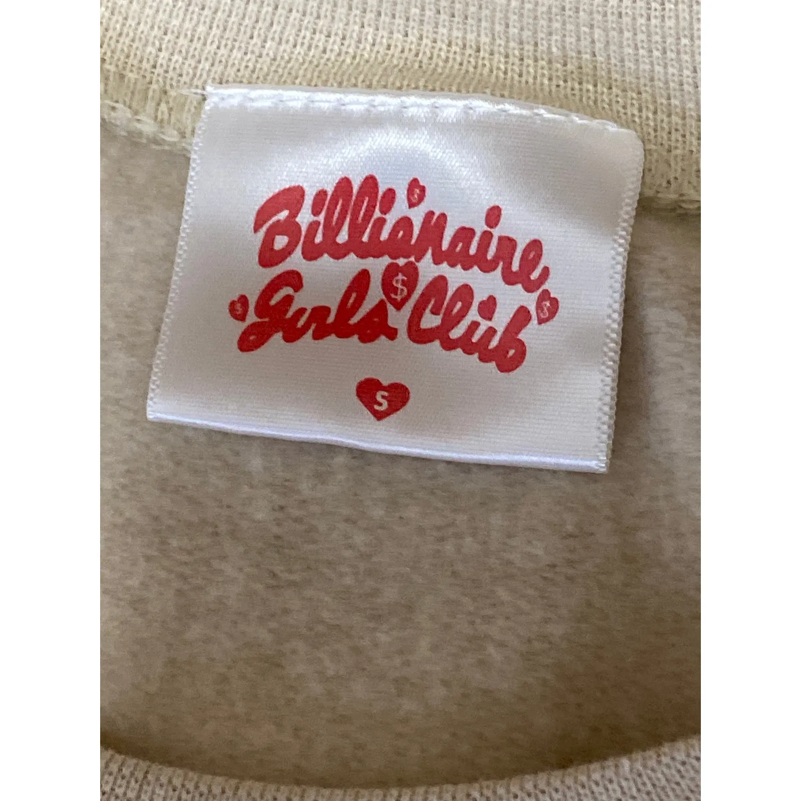 Billionaire Girls Club Queen of Hearts Beige Graphic Sweatshirt Sweater Top S - Image 6