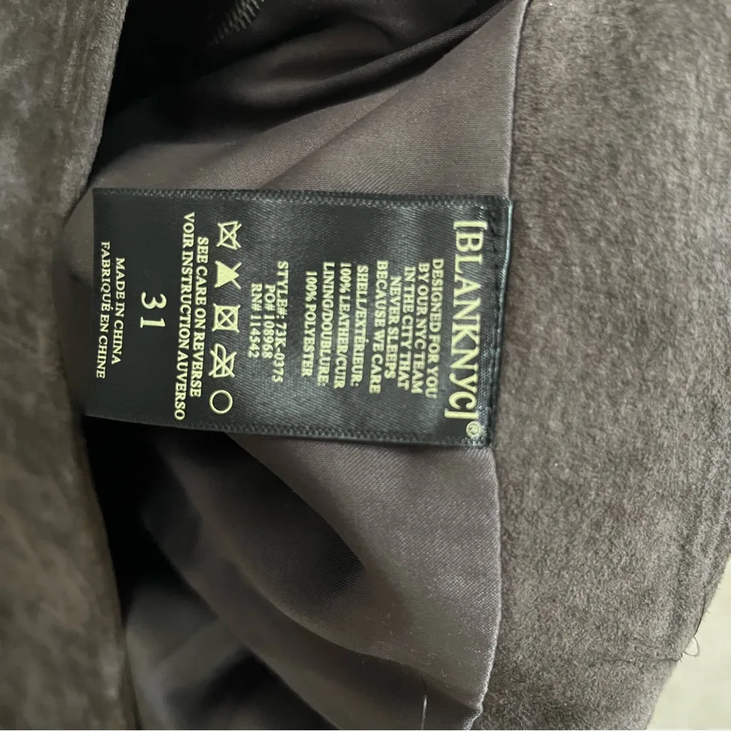 BLANKNYC sexy Suede Miniskirt in Soft Fog  grey Size 31= US Size 12 - Image 6