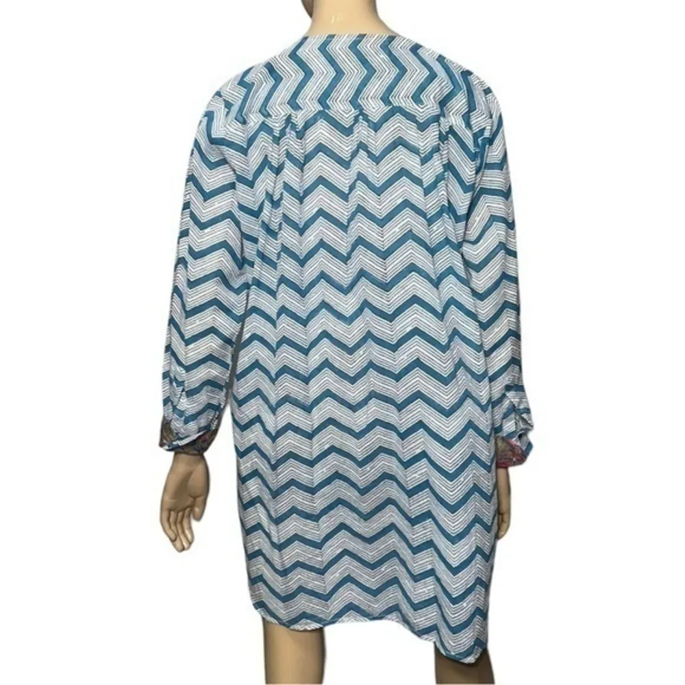 Roberta Roller Rabbit XL Teal Blue White Black Chevron Stripe Henley Cover Up - Image 4