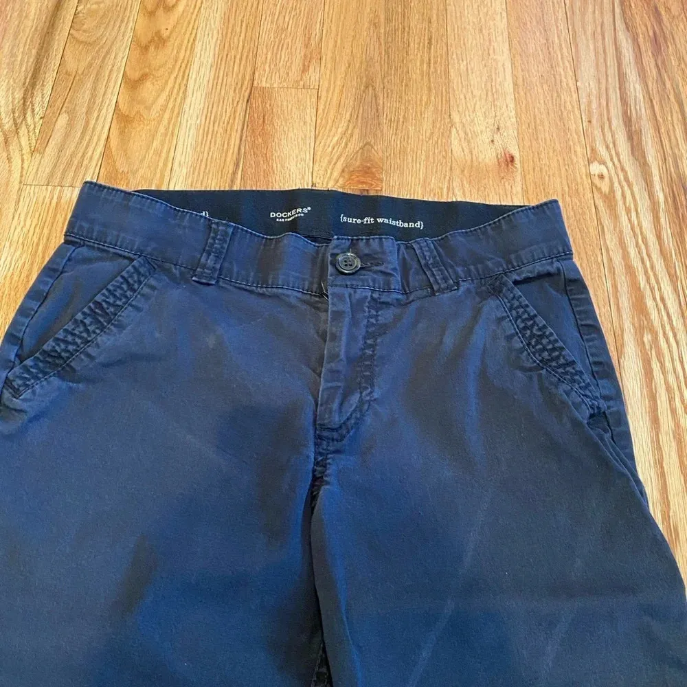 Dockers black capris size 8 Sure-fit waistband - Image 2