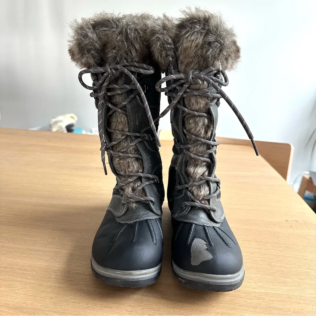 Blondo Sport Waterproof Grey Sasha Boots Faux Fur Size 6M Winter Fleece lined - Image 2