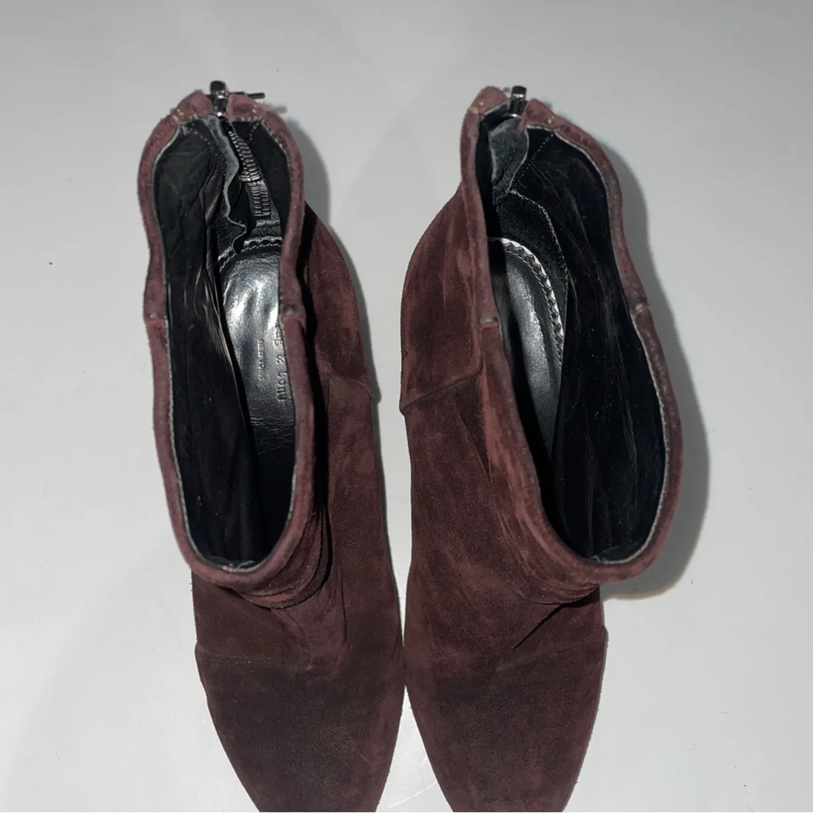 Rag & Bone Classic Newbury Burgundy Suede Heeled Ankle Booties Size 38‎ - Image 7