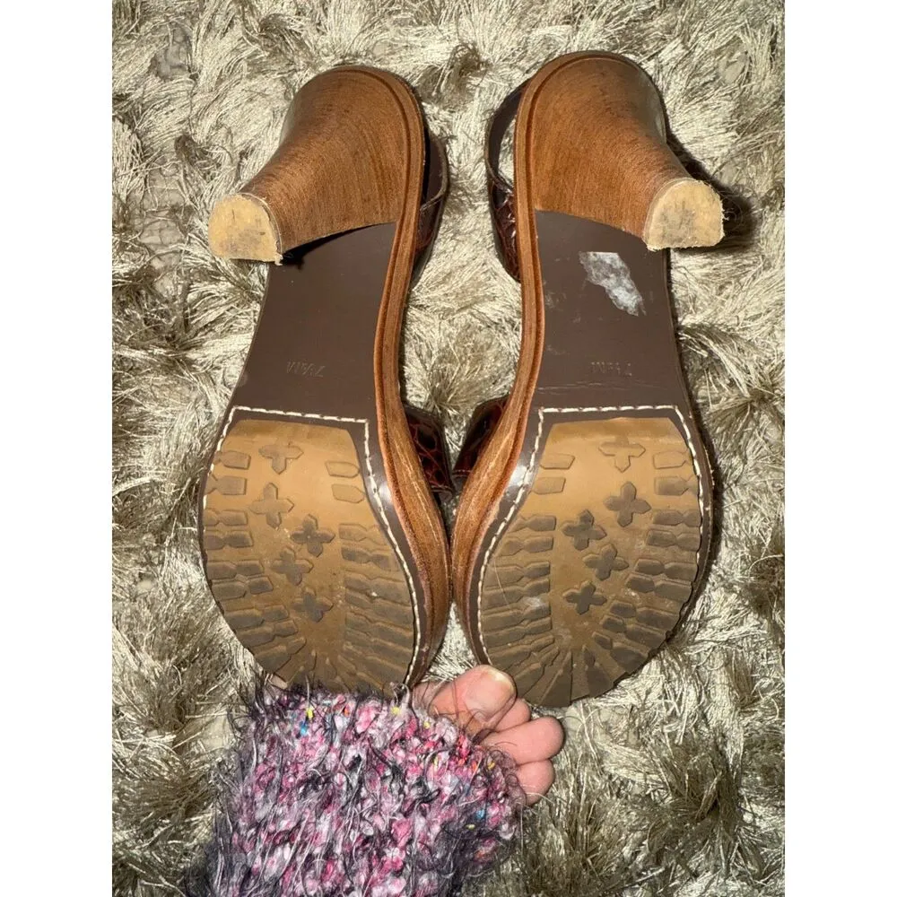 KORS Michael Kors Brown Crocodile Embossed Slingback Heels Sandals with Lug Sole - Image 3