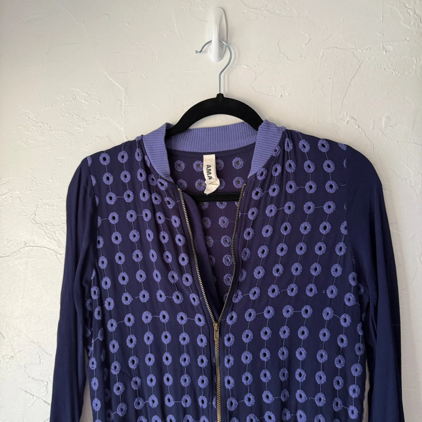 Amadi Anthropologie Bomber Jacket Navy Eyelet Embroidered Zip Front Size S Blue - Image 2