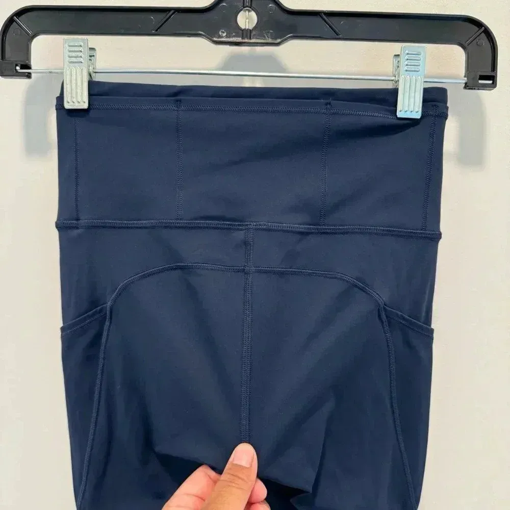 Lululemon Fast & Free Crop (19") in Midnight Navy  size 2 - Image 7