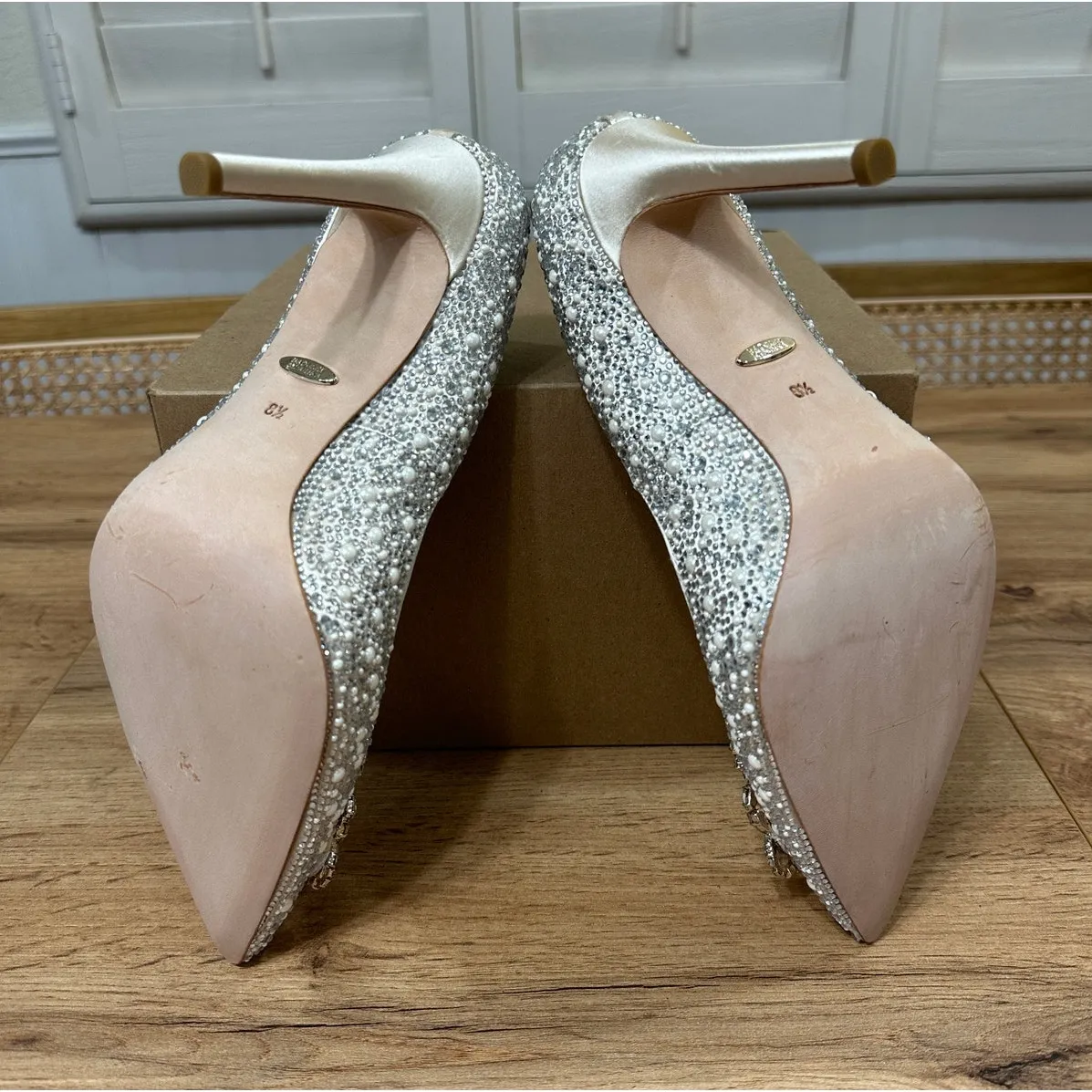 Badgley Mischka Cher II Evening Pumps Size 8.5 NIB Crystal Embellishments Bride - Image 10