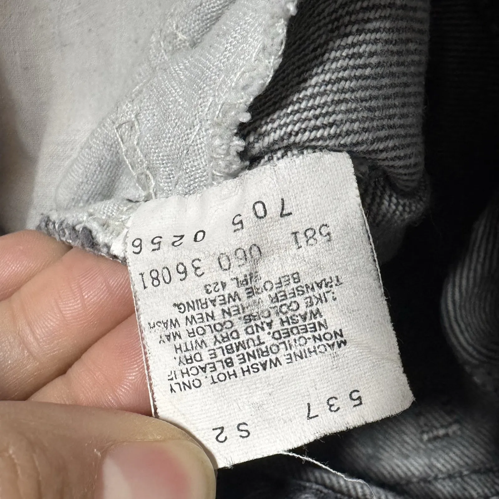 Vintage Levis Jeans Student 26x28 Made In USA Acid Wash Grey/black Denim Batwing - Image 7