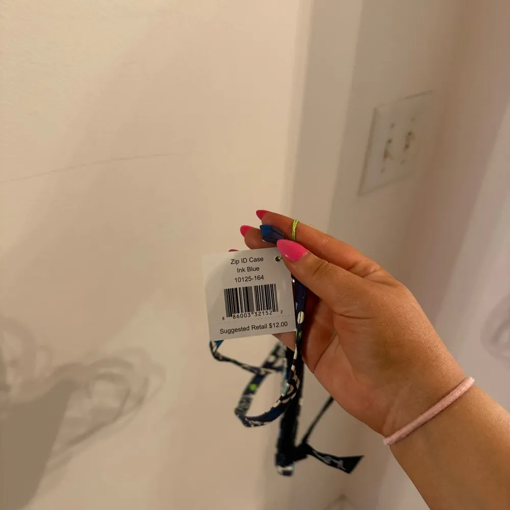 NWT two piece wallet and lanyard set from Vera Bradley - Image 3