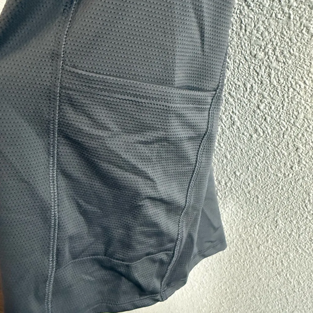 NWT Gap Active Dress Size XL Tall Built in Shorts Pockets - Image 5