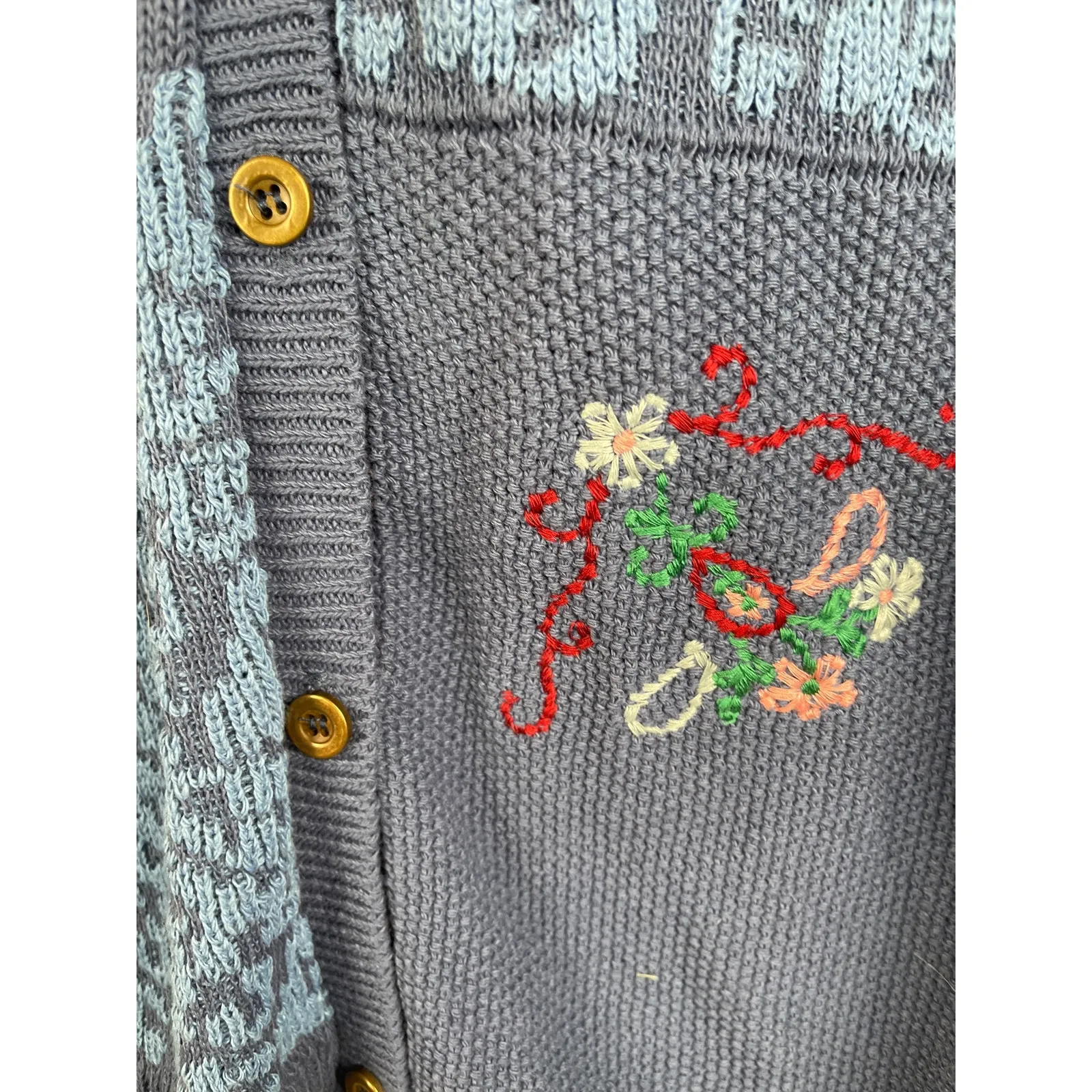Vintage The Villager Sport Batik‎ Blues Embroidered Vest Sweater Size Medium Blue - Image 8