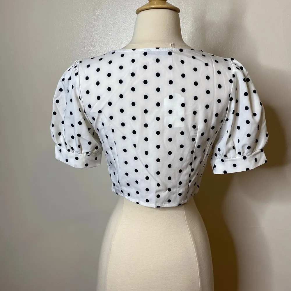 Cotton poplin top patterned in allover polka dots - Image 2