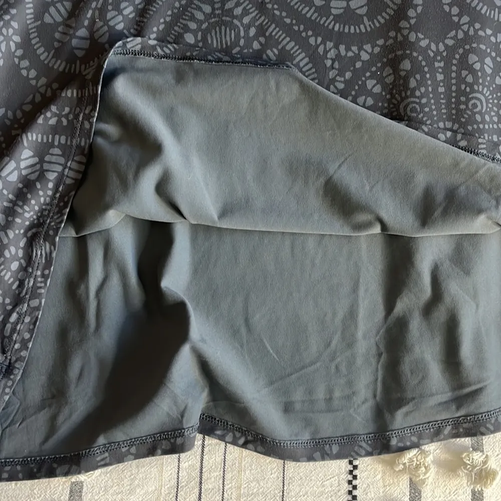 Patagonia • printed jersey athleisure skirt - Image 86