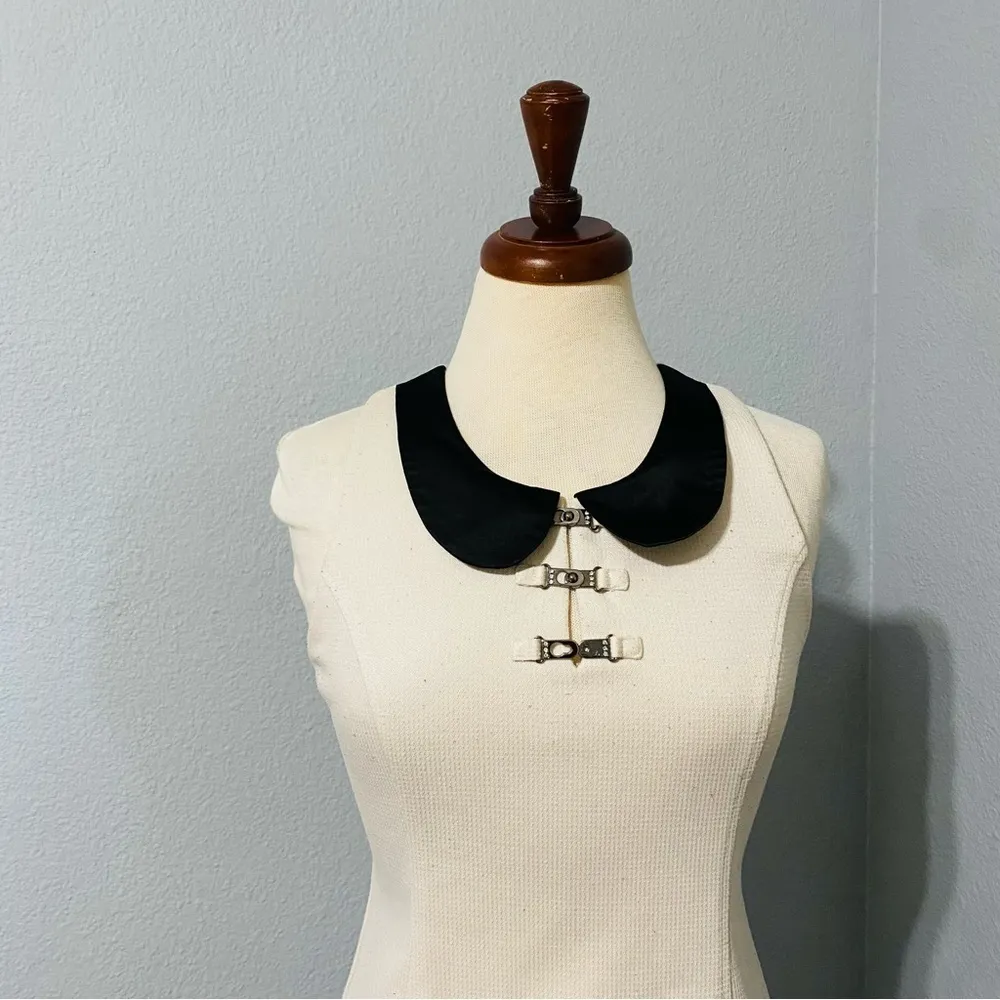 Formal Cream Sleeveless Round Neckline Zippered Lined Business Short Dress Sz S Black - Image 4