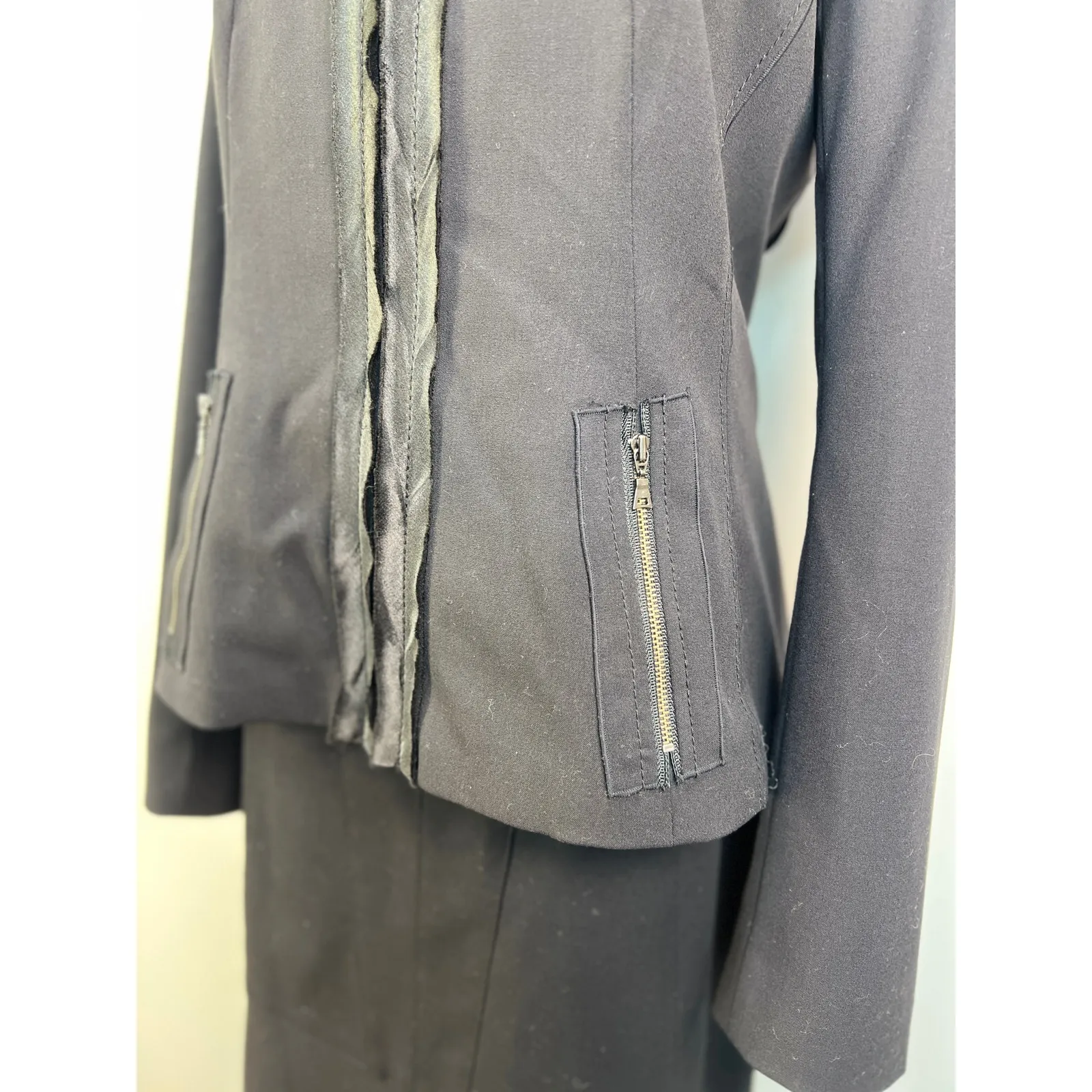 Tahari Blazer & Skirt Set Black - Image 3