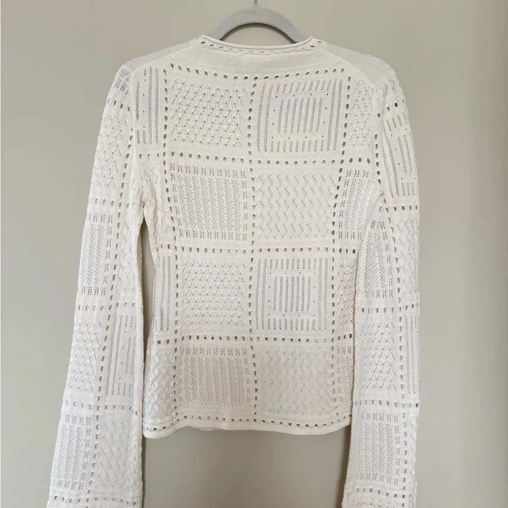 Chloe CASHMERE-BLEND SHEER SWEATER WITH DETAILED STITCHWORK AND FLARED SLEEVES - Image 9