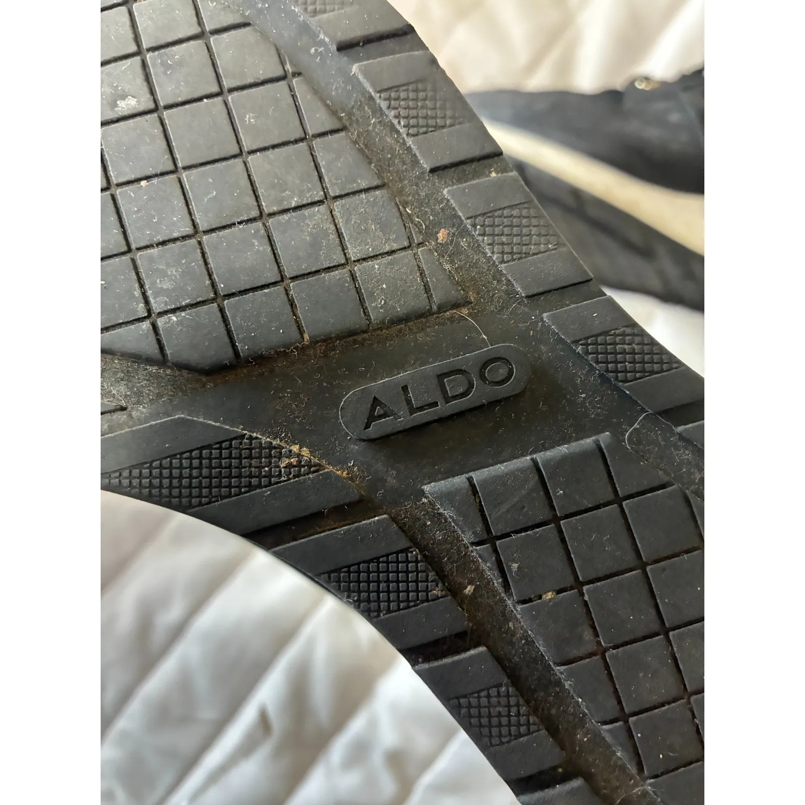 Aldo Black with Sparkly inserts‎ Wedge Sneakers Women's Size 11 - Image 6