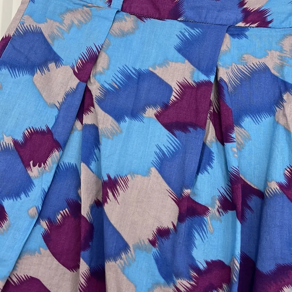 Aritzia Talula Size 4 Blue, Purple, Gray Pleated A-Line Mini Skirt - Image 3