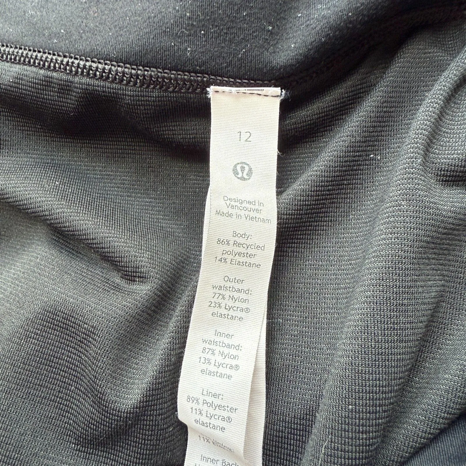 Lululemon  Speed Up Short High-Rise *2.5" Size 12 - Image 10