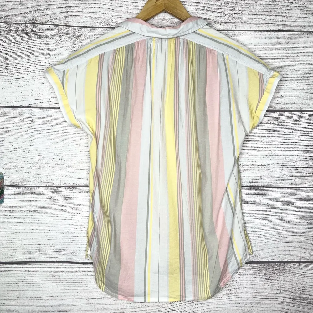 Lucky Brand Pink & Yellow Striped Button-Up Short Sleeve Casual Top Size Small - Image 2