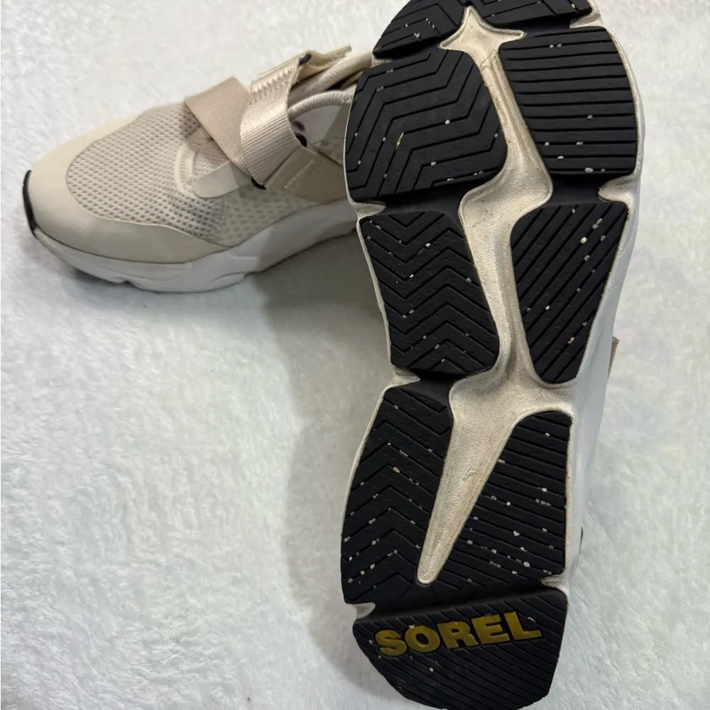 Sorel Cream Athletic Shoes with Adjustable Strap and Breathable Mesh - Image 7