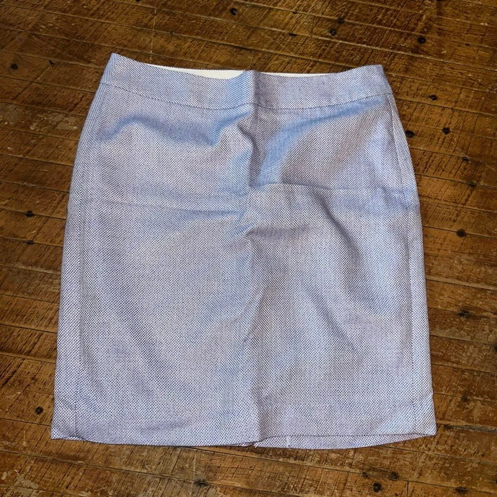 Banana Republic blue tweed business casual size 10 skirt - Image 2