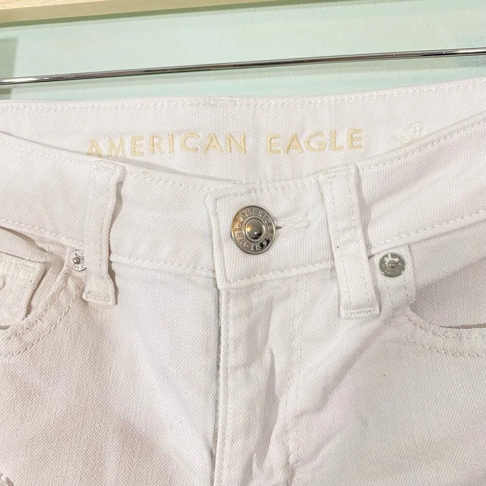 American Eagle Women's White Distressed High Rise Denim Shortie Size 0 - Image 2