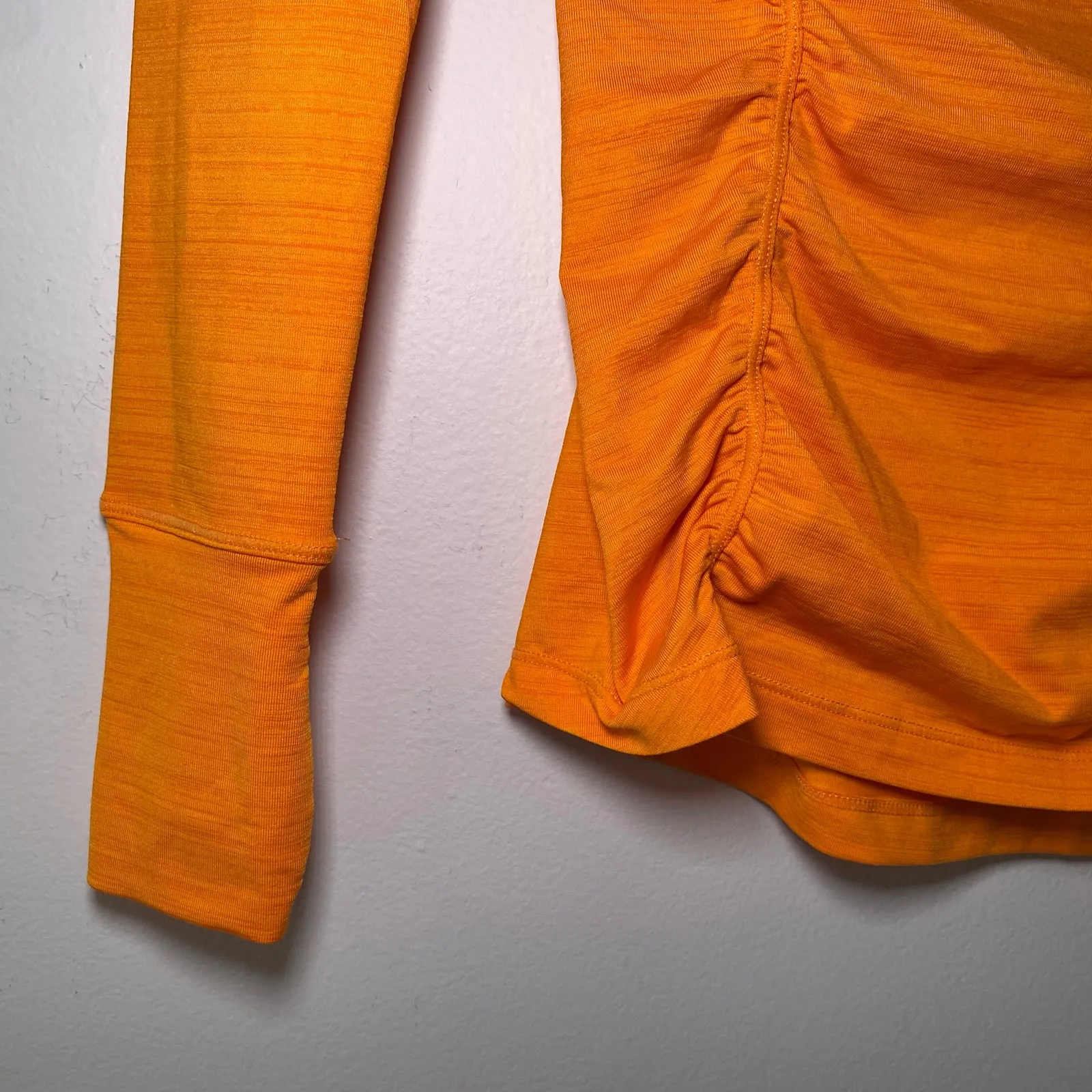 Athleta Bright Orange Long Sleeve Quarter Zip Running Top Women's size XXS - Image 3