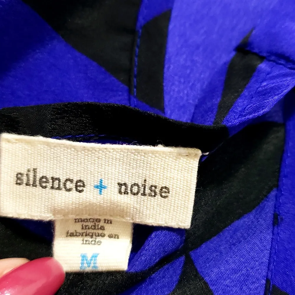 Silence +Noise Urban Outfitters Women's Blouse - Image 5