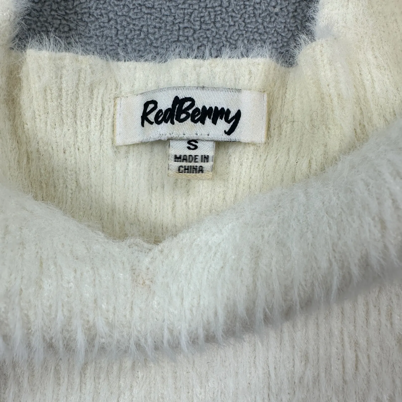 Red Berry Women Knit Halter Top S Fuzzy Ivory Sleeveless Australia Soft Back Tie White - Image 3