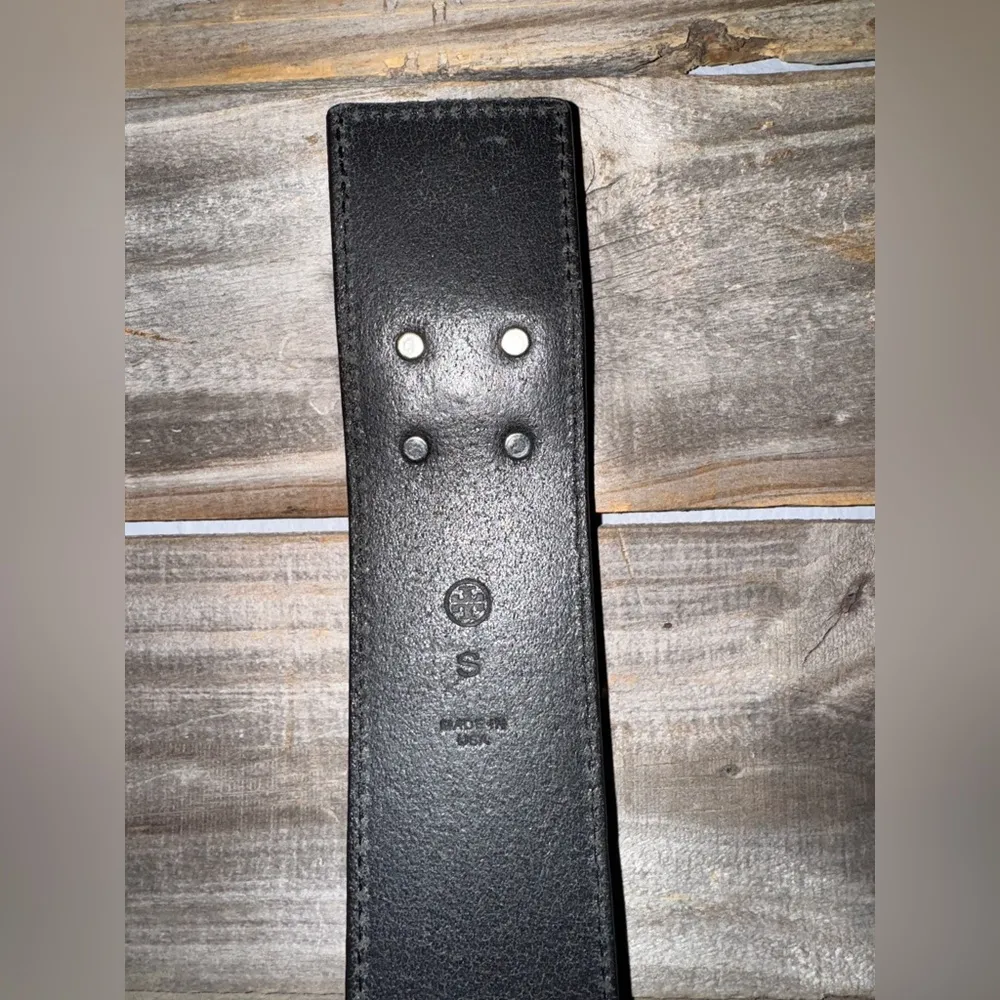 TORY BURCH TURN-LOCK WAIST BELT- small - Image 4