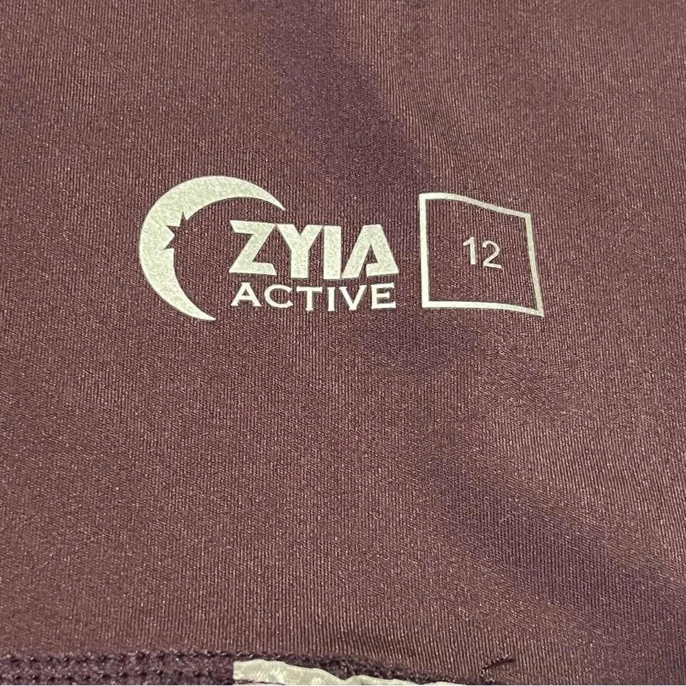 ZYIA Active Womens Size 12 Purple Capri Leggings Cropped Athletic Activewear Gym - Image 2