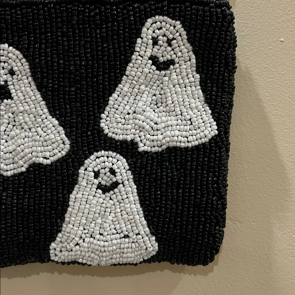 Wandering Moon | Ghosts Beaded Wallet Black - Image 4